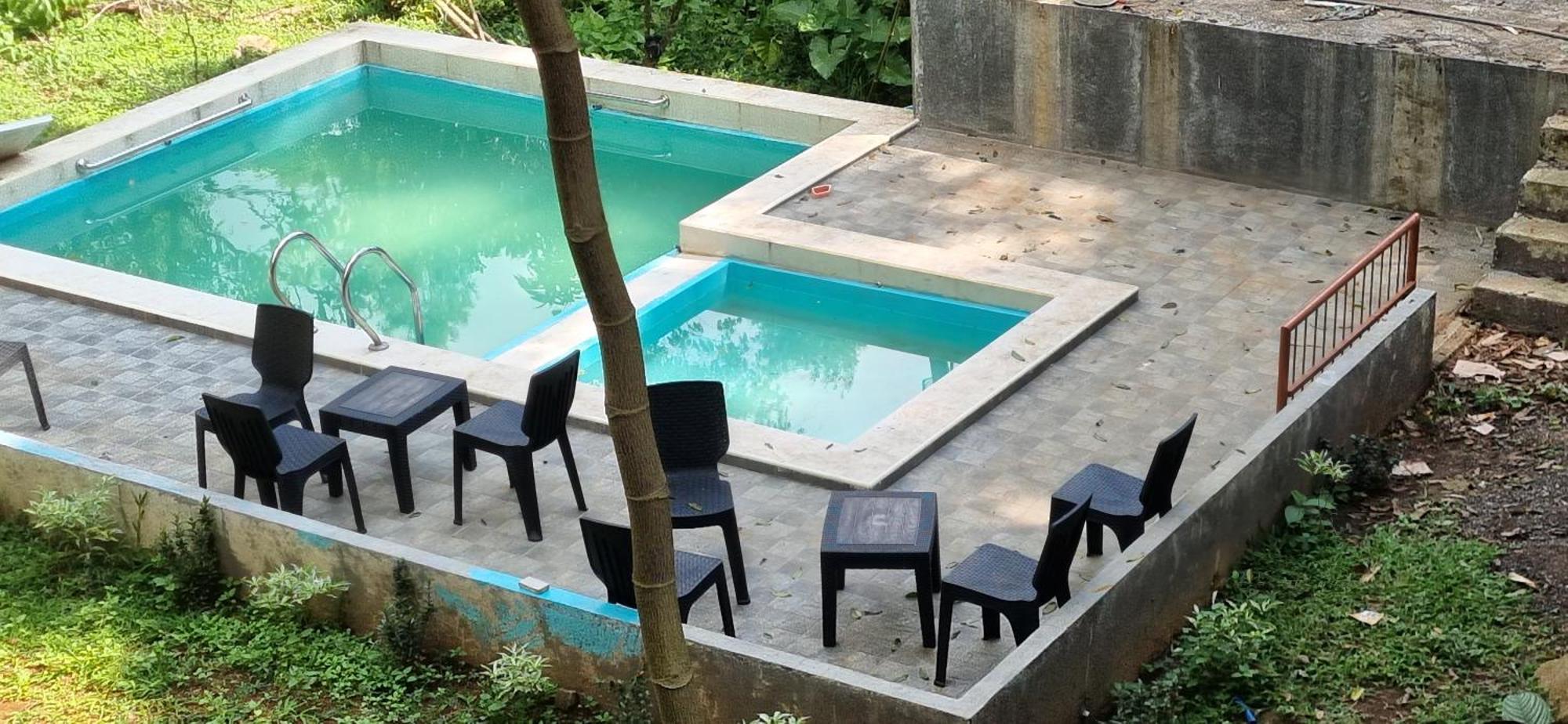 Villa Rumah Jiddah ボゴール エクステリア 写真