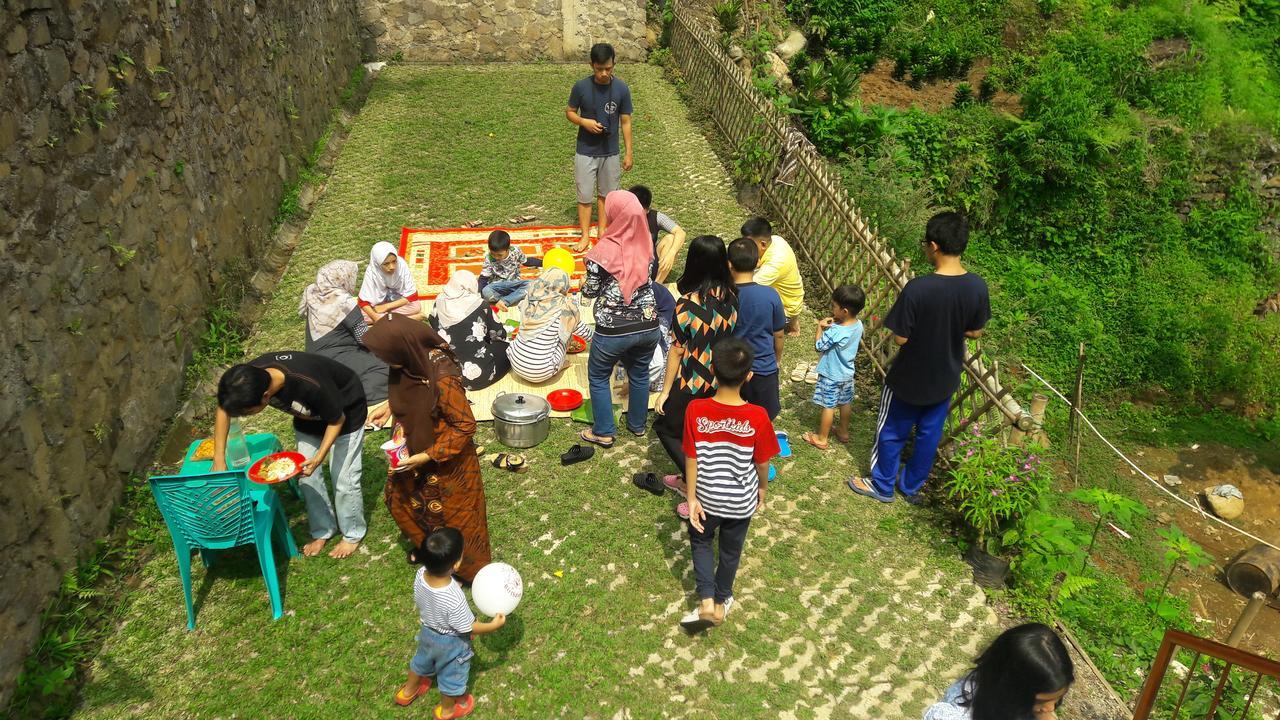 Villa Rumah Jiddah ボゴール エクステリア 写真