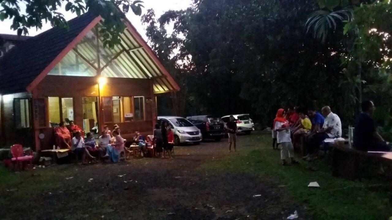 Villa Rumah Jiddah ボゴール エクステリア 写真